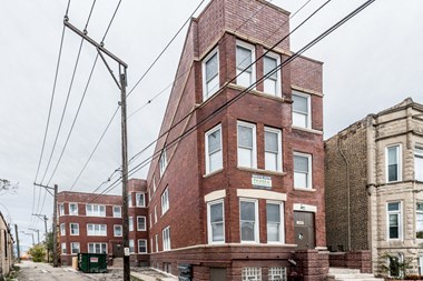 1630 S Sawyer Ave 2-3 Beds Apartment for Rent Photo Gallery 1